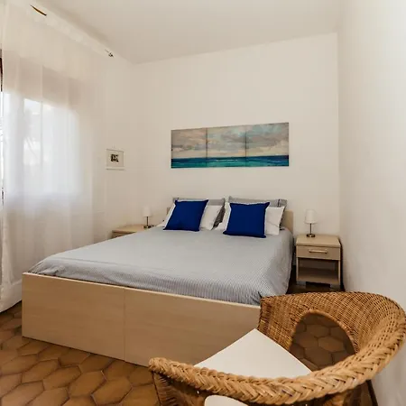 Emanuel Apartamento Diano Marina