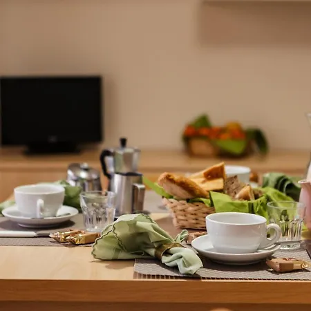 Emanuel Apartamento *