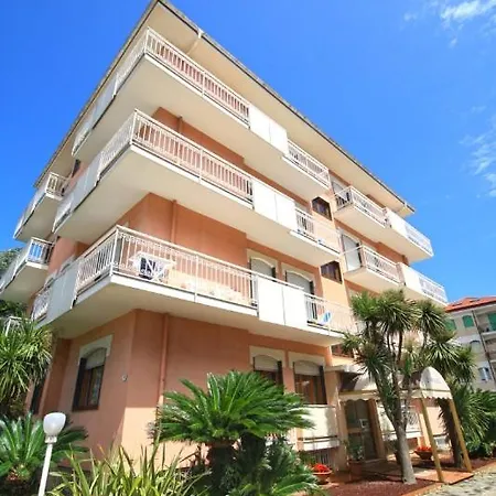 Emanuel Appartamento Diano Marina