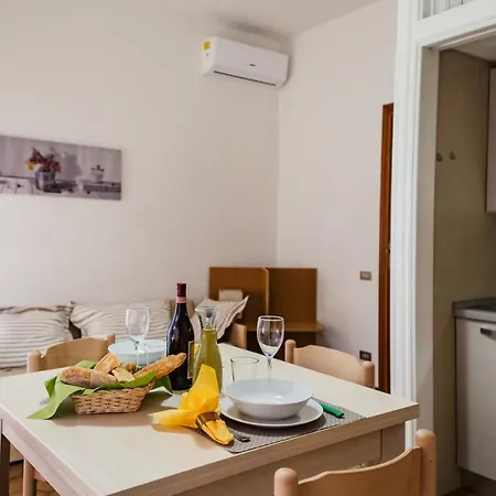 Emanuel アパート